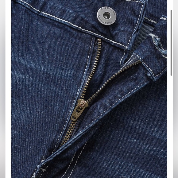 Bloomchic Very Stretchy High Rise Dark Wash Denim Shorts us 12 - Picture 5 of 6